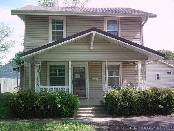 610 W Canadian Avenue , Vinita, OK 74301