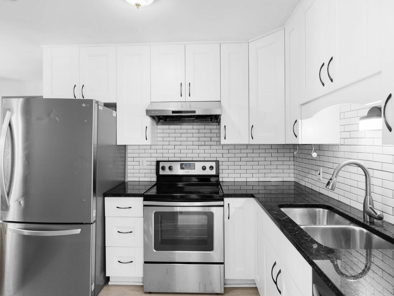 2454 Cranford Road, Columbus, OH 43221 Photo 13