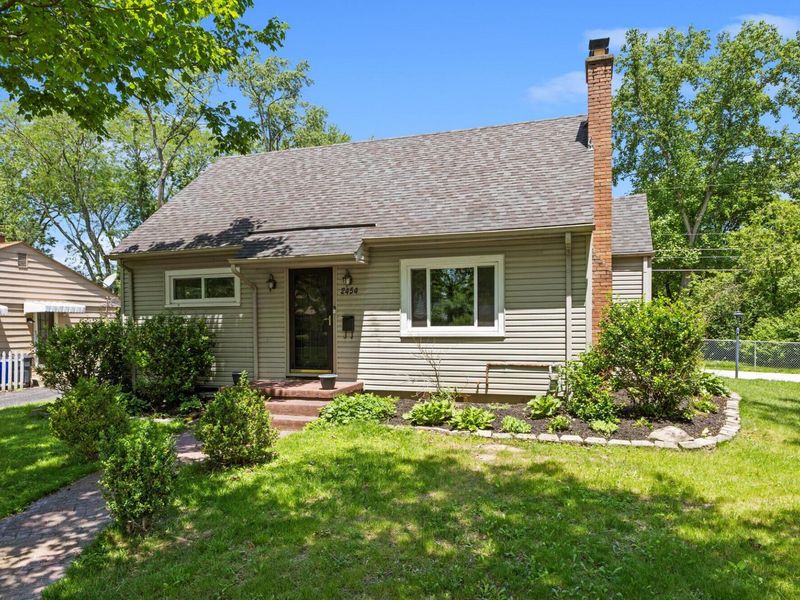 2454 Cranford Road, Columbus, OH 43221 Photo 2