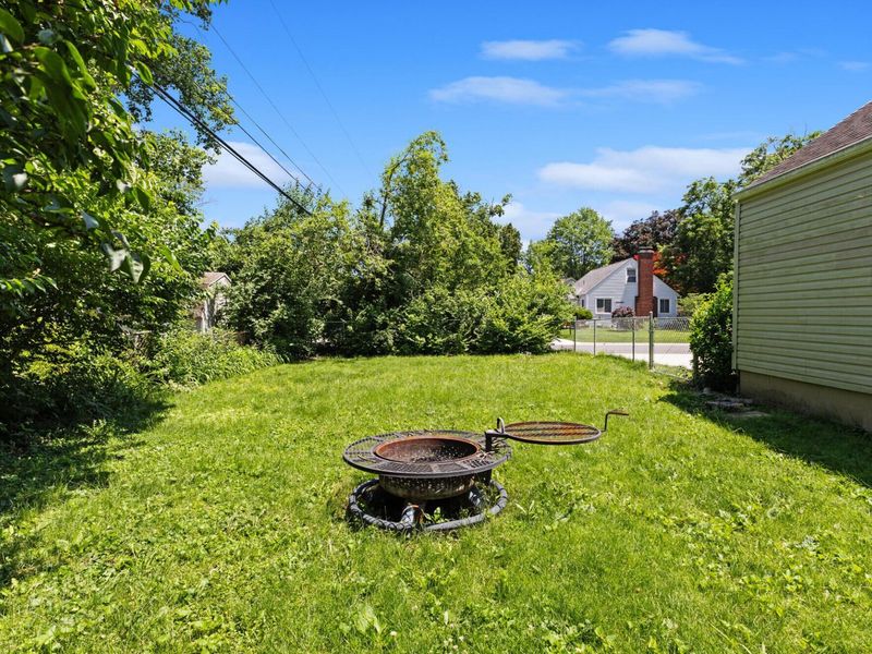 2454 Cranford Road, Columbus, OH 43221 Photo 30