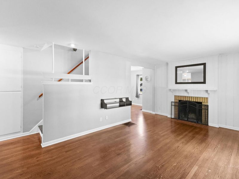 2454 Cranford Road, Columbus, OH 43221 Photo 8