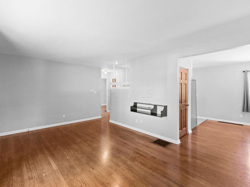 2454 Cranford Road, Columbus, OH 43221 Photo 9
