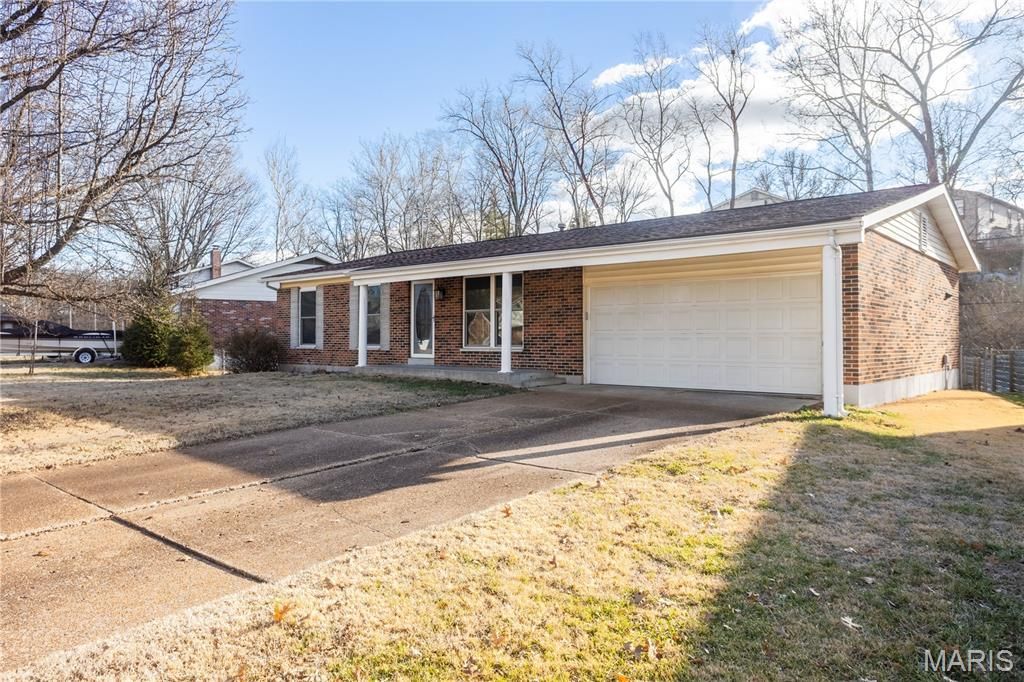 11042 Wylestone Court , Unincorporated, MO 63126 Main Photo
