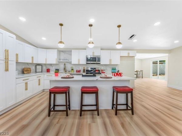 3504 Chevy Chase Avenue , Las Vegas, NV 89110