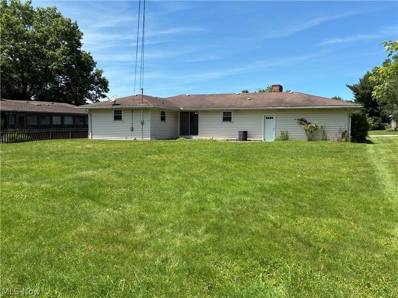 1629 Woodland Drive , Coshocton, OH 43812 Photo 3
