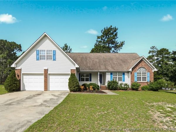 8229 Foxtrail Drive, Fayetteville, NC 28311