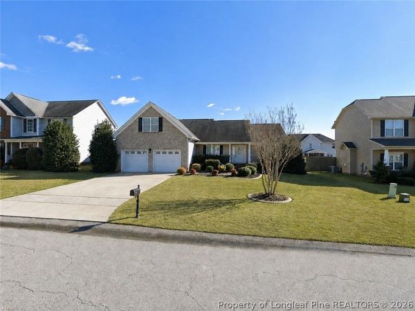 41 Botanical Court , Bunnlevel, NC 28323
