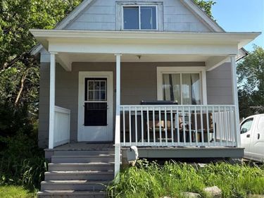 1120 Bancroft Street, Port Huron, MI 48060