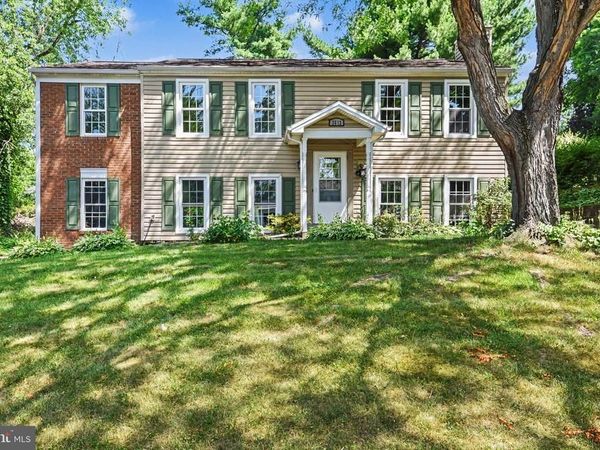 3612 KENT DRIVE, MECHANICSBURG, PA 17050