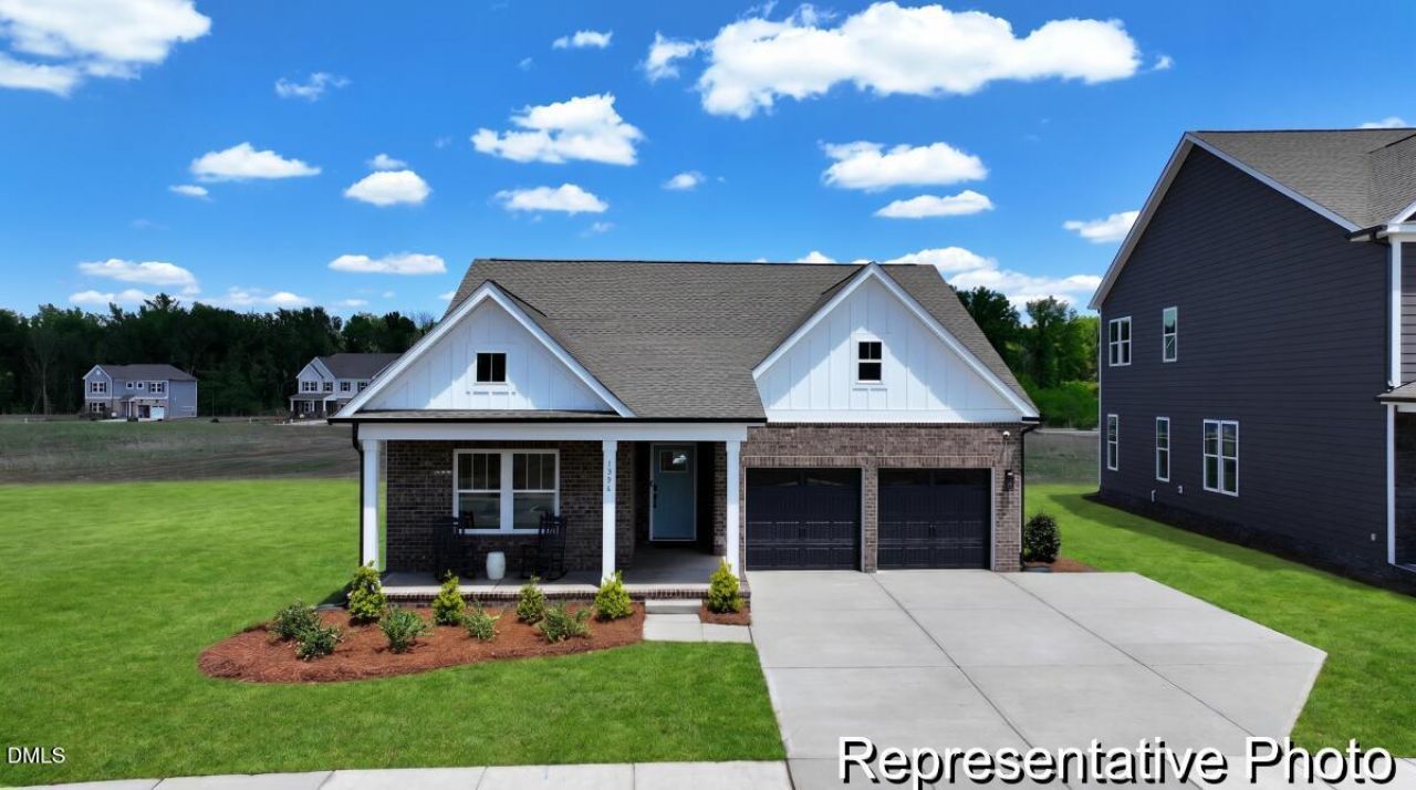 306 Chuck Wagon Way, Unit 116p, Benson, NC 27504 Main Photo