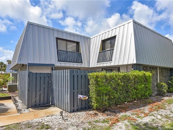 3802 SE Jefferson Street , Stuart, FL 34997