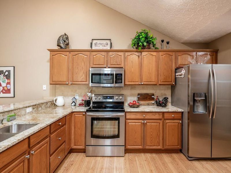775 Kingsmead Road , Westerville, OH 43082 Photo 16