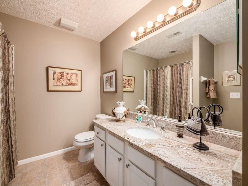 775 Kingsmead Road , Westerville, OH 43082 Photo 24