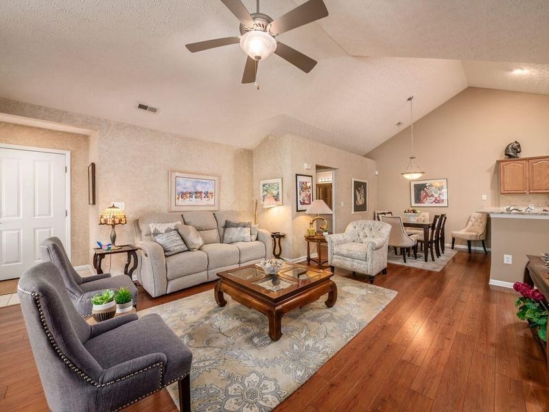 775 Kingsmead Road , Westerville, OH 43082 Photo 6
