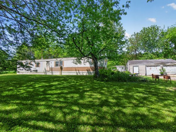 7868 Dixon Road, Jackson, MI 49201