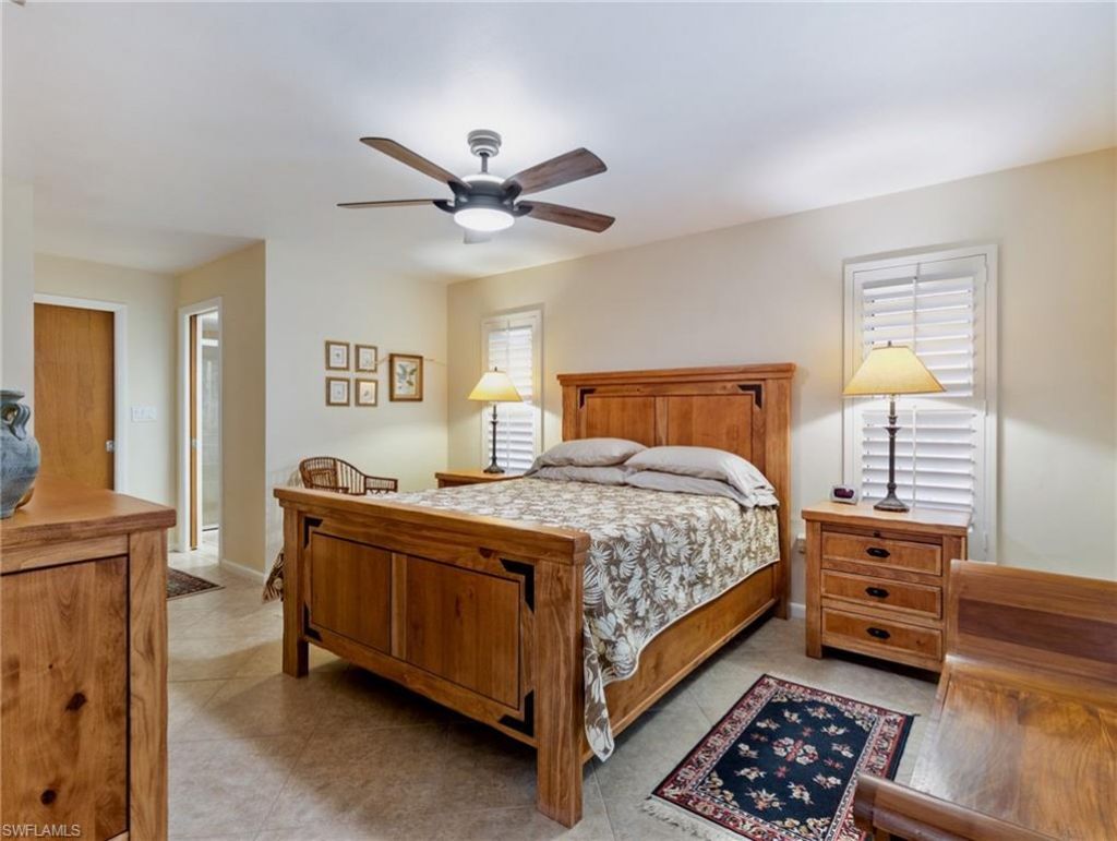 392 Snow Dr , Fort Myers, FL 33919 Photo