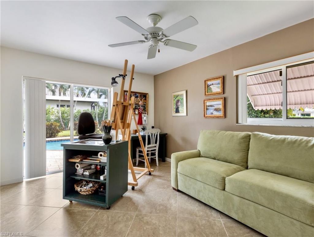 392 Snow Dr , Fort Myers, FL 33919 Photo