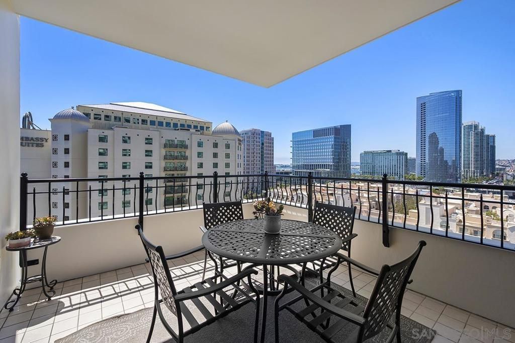 700 W Harbor , Unit 1205, San Diego, CA 92101 Main Photo