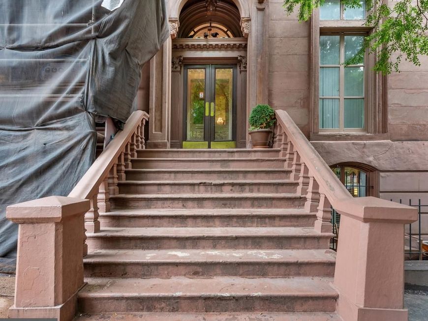 12 E Mount Vernon Place, Unit 102, Baltimore, MD 21202 Main Photo