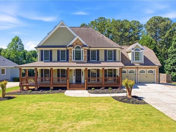 125 W Chestnut Way, Dallas, GA 30132