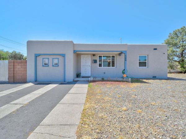 500 VALVERDE Drive SE, Albuquerque, NM 87108