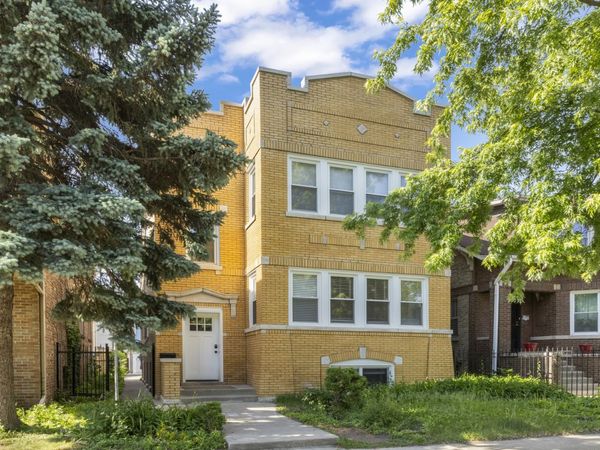 5359 W Potomac Avenue , Chicago, IL 60651
