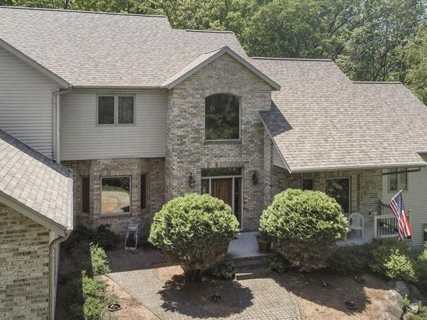 S4349 Fox Hill Circle, Baraboo, WI 53913