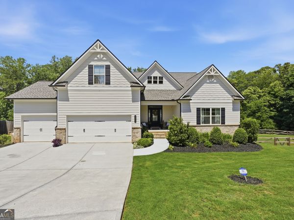 281 Charlotte Drive, Hoschton, GA 30548