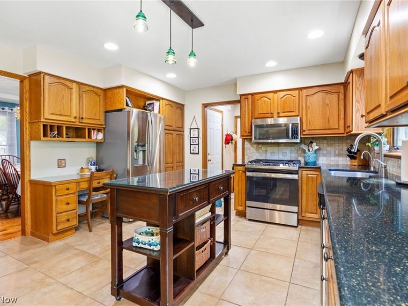 770 Victoria Circle, Medina, OH 44256 Photo 11