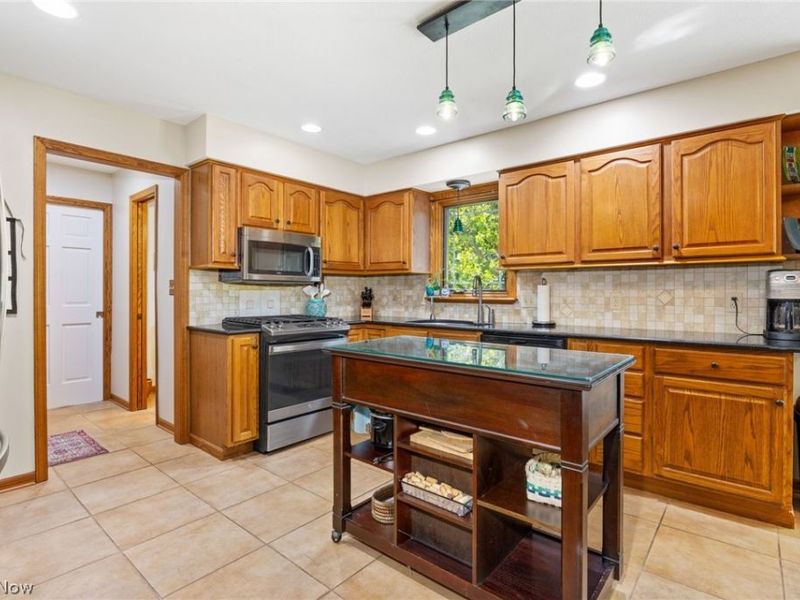 770 Victoria Circle , Medina, OH 44256 Photo 12