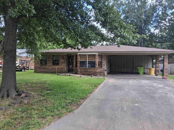 Stuttgart, AR 72160