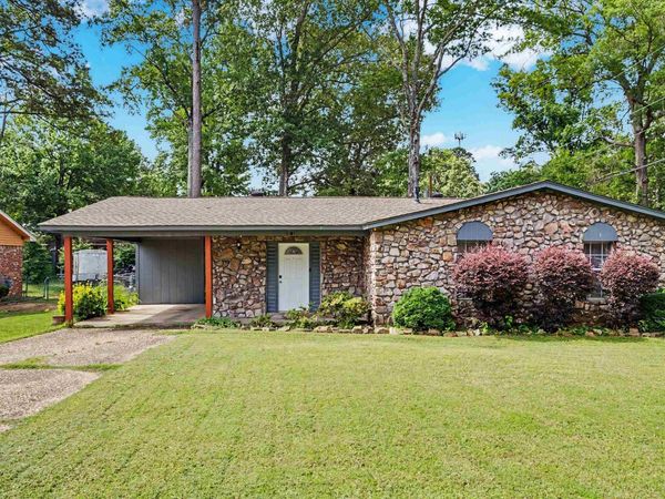 6101 Senate Drive , Little Rock, AR 72209