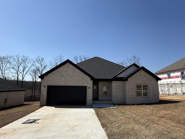 505 Madeleine Circle, Austin, AR 72007