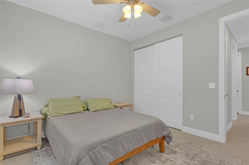 7203 33rd Square, Vero Beach, FL 32967 Photo