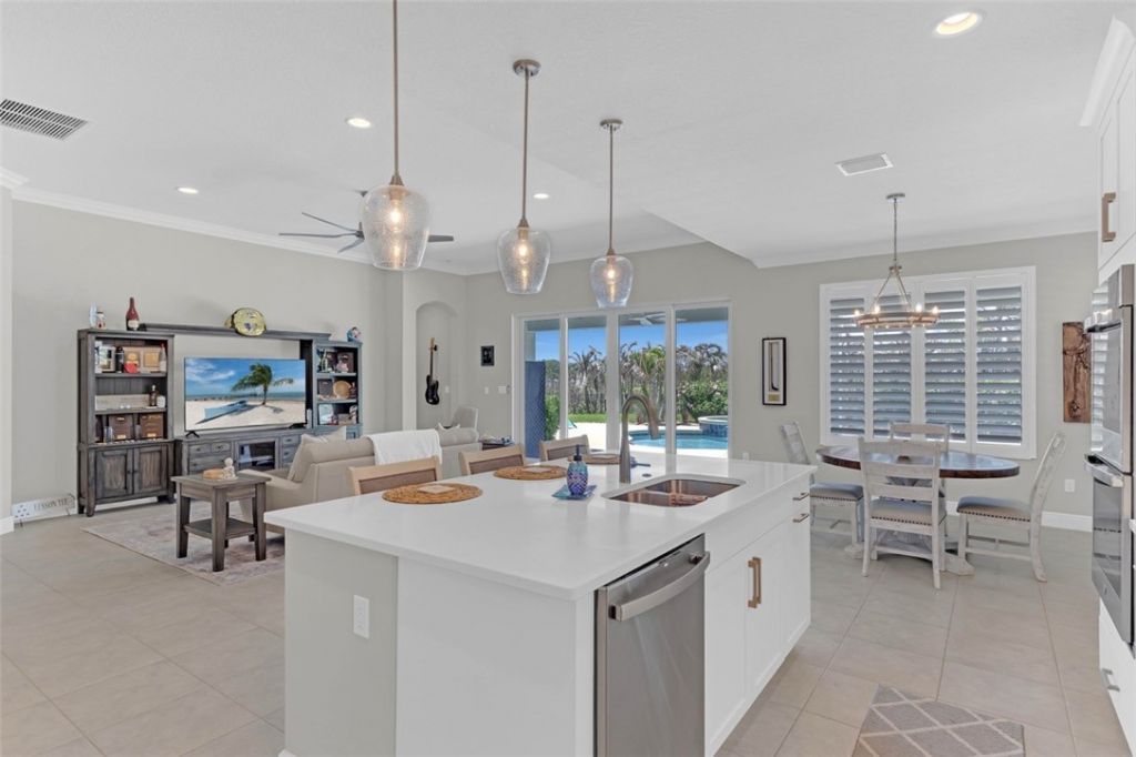 7203 33rd Square, Vero Beach, FL 32967 Photo