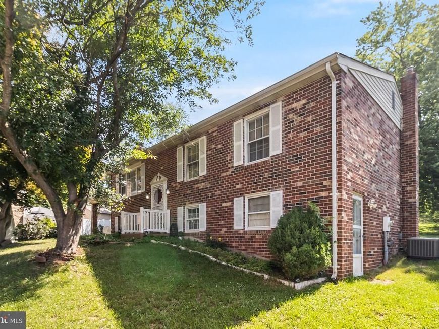 5252 W Boniwood Turn, Clinton, MD 20735 Main Photo