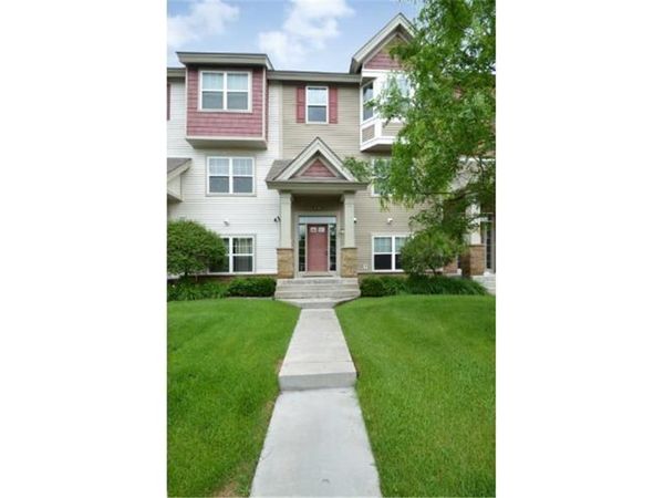11733 Emery Village Drive N, Champlin, MN 55316