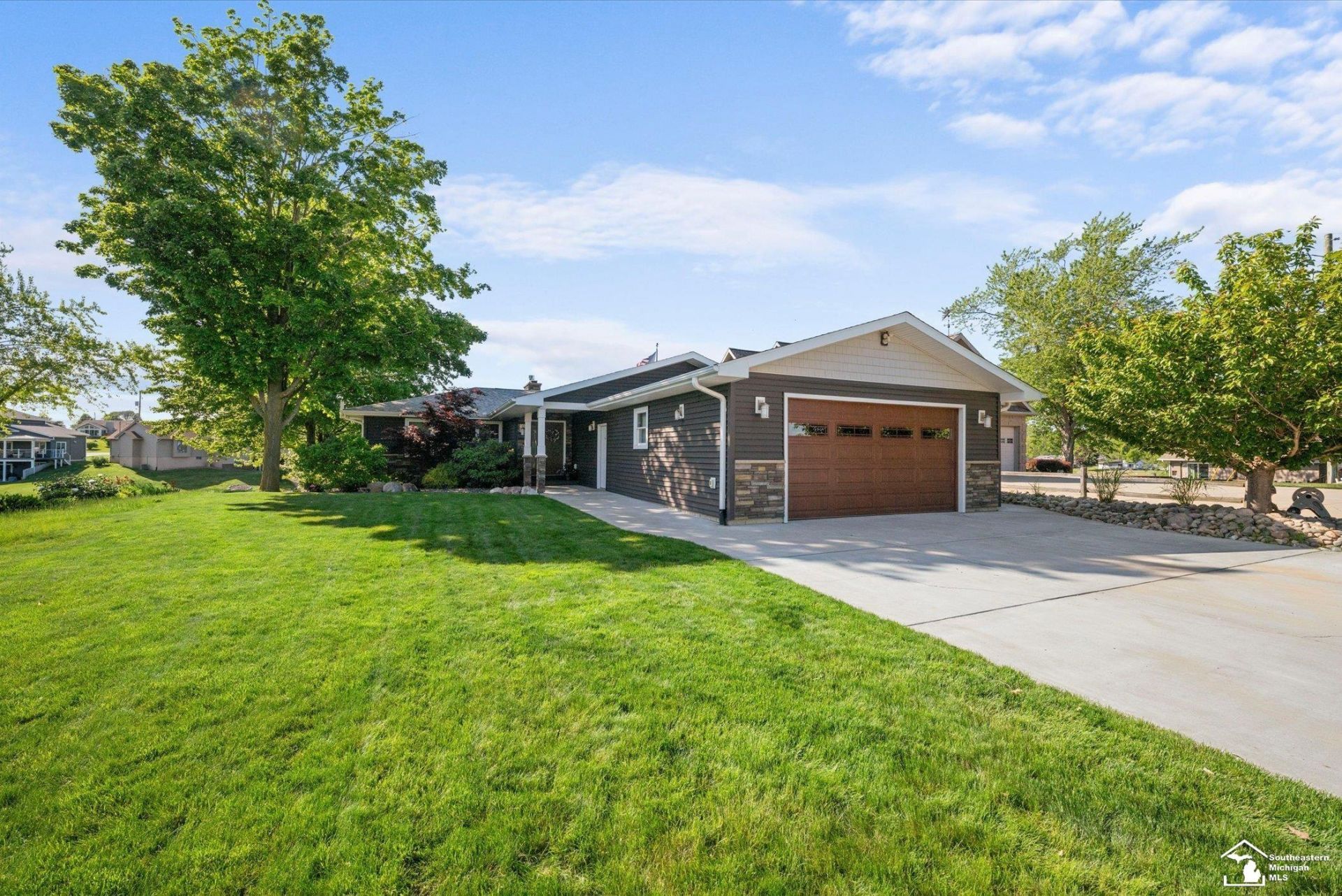 14598 Kildare Lane, Cement City, MI 49233 Main Photo