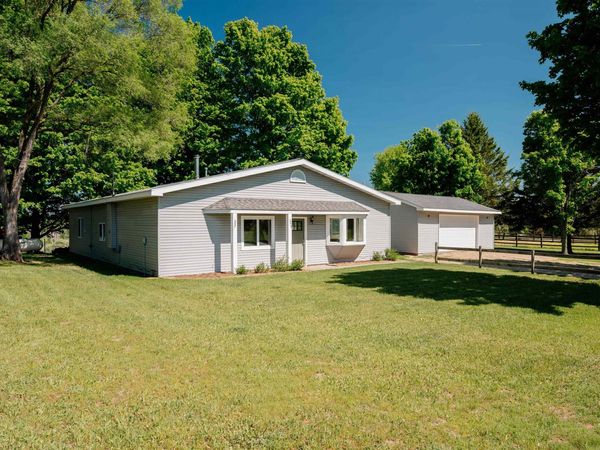 5875 Knight Road, Kingsley, MI 49649