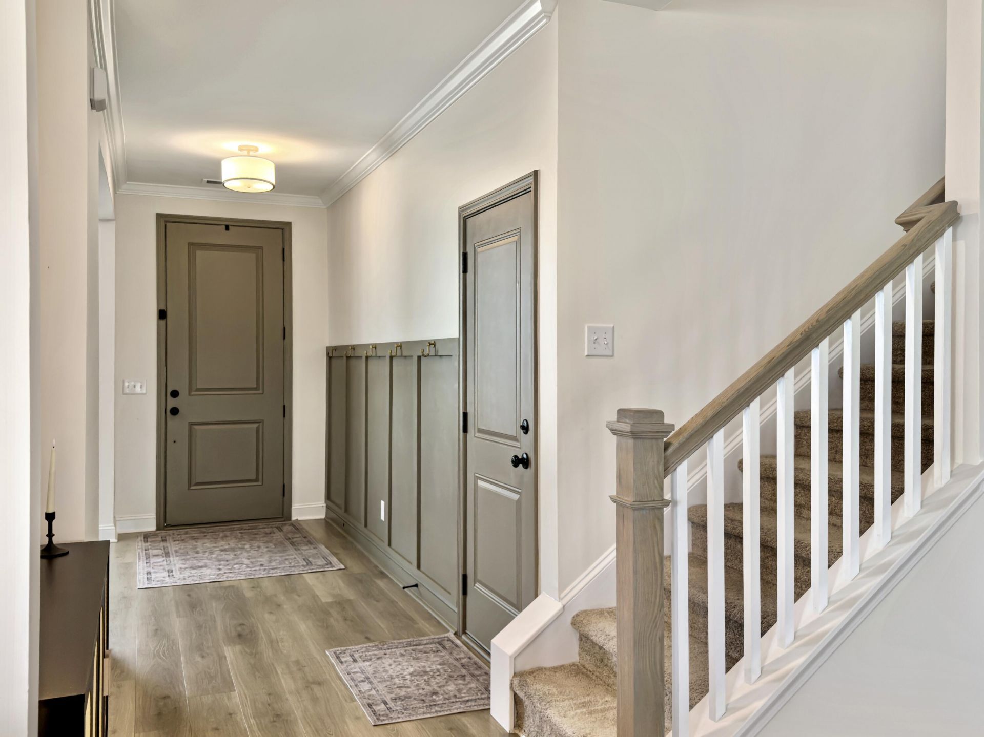 460 Eagleview Drive Photo 5