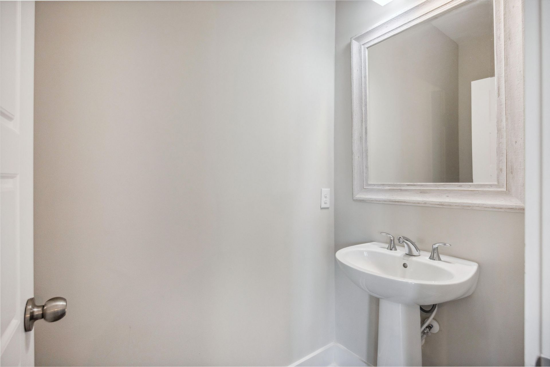 1671 Indy Drive Photo 17