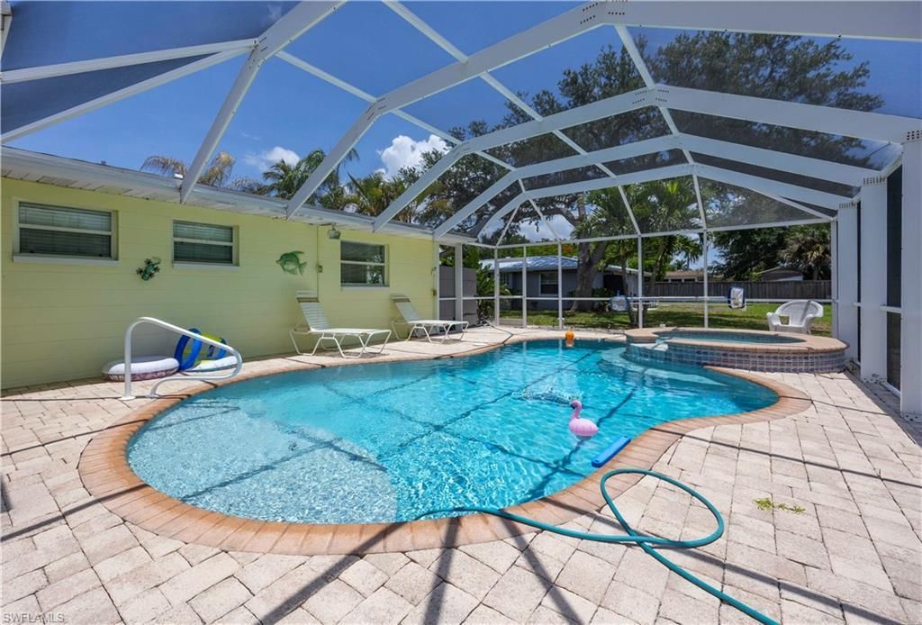 1012 Wyomi Dr, Fort Myers, FL 33919 Photo