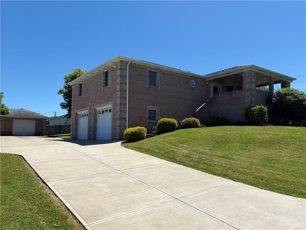902 Central Dr , New Eagle, PA 15067