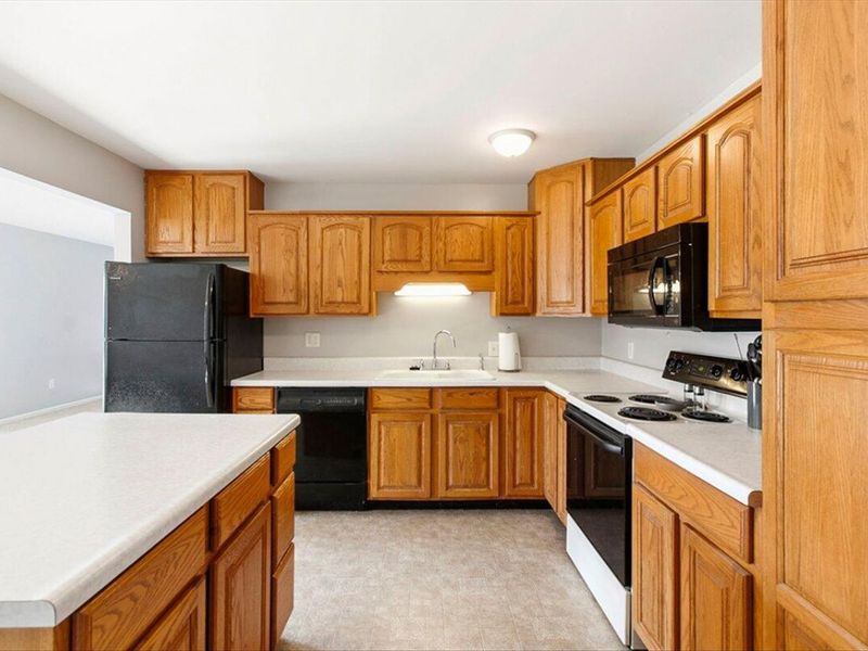 798 Coventry, Saint Marys, OH 45885 Photo 9