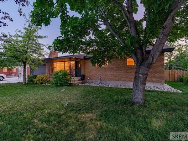 395 Redwood Drive, IDAHO FALLS, ID 83401