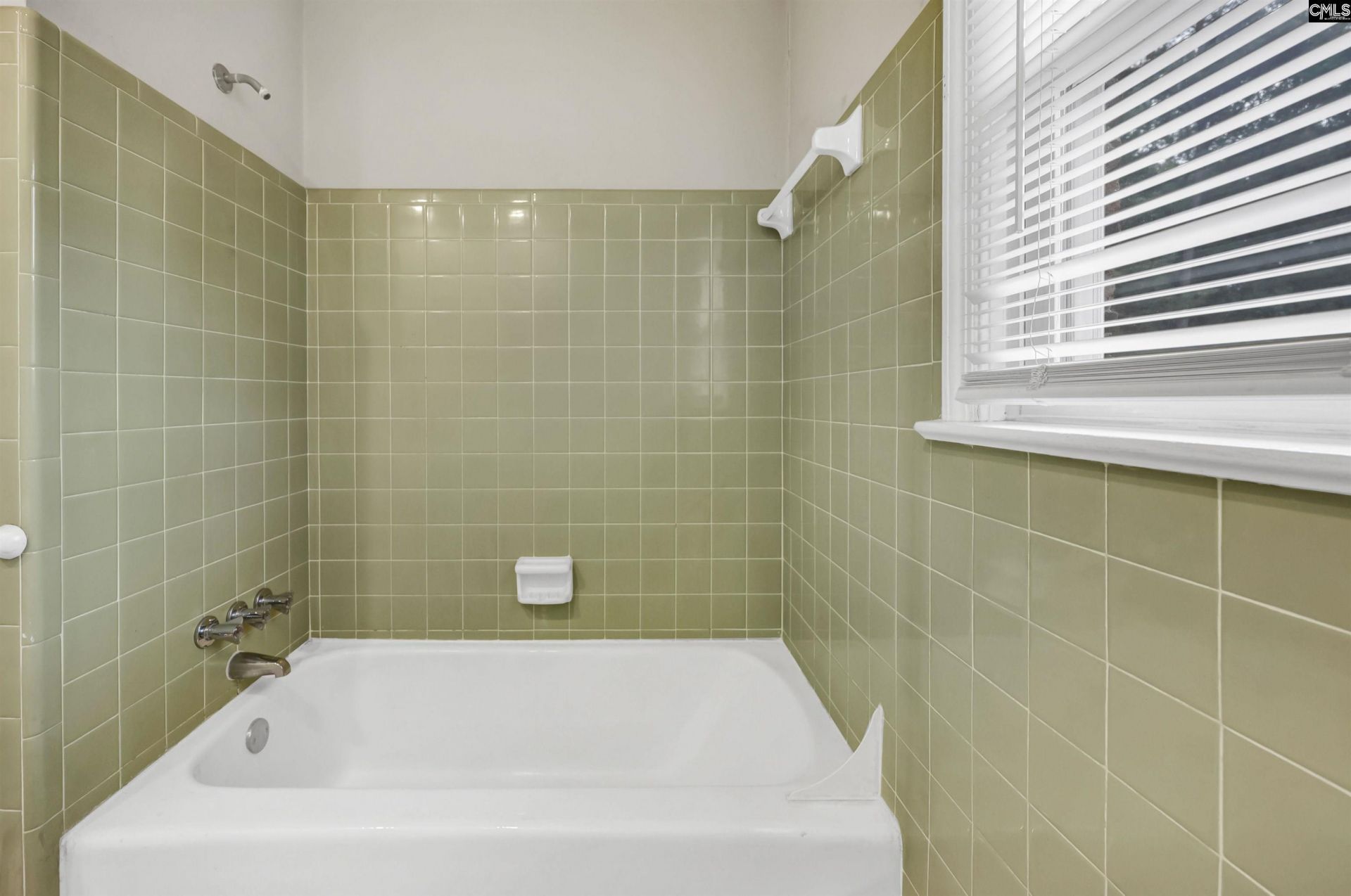 137 Canterfield Road  Photo 26