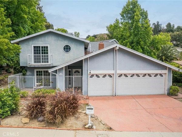 4018 Joelton Drive, Agoura Hills, CA 91301