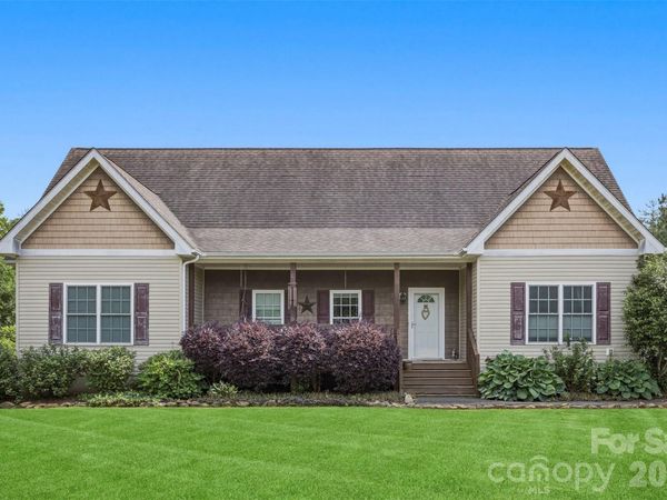 1581 Rhyne Road , Dallas, NC 28034