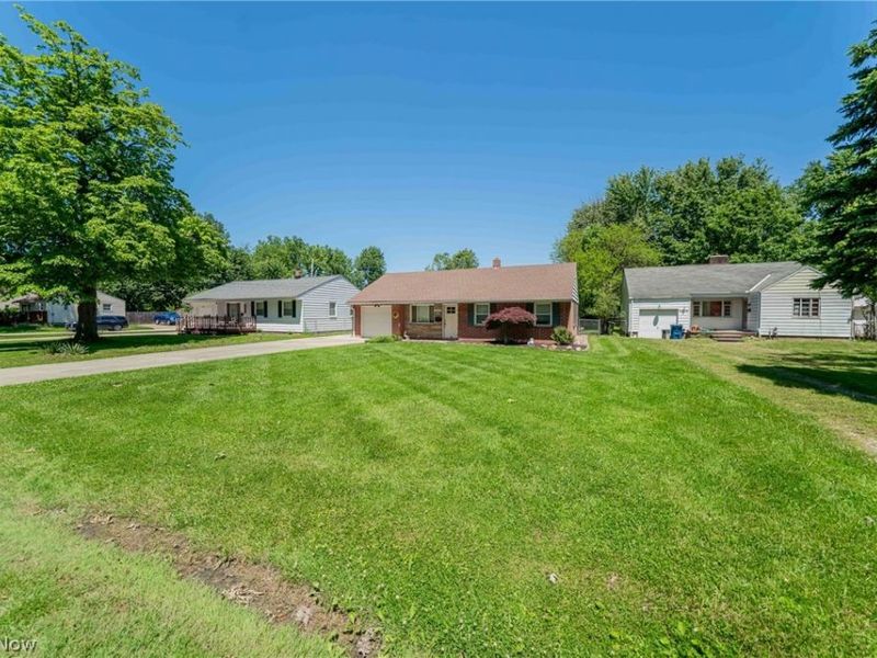 34429 Beach Park Drive, Eastlake, OH 44095 Photo 8