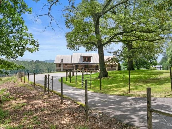 102 Cross Creek Lane, Warne, NC 28909